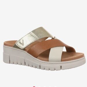 Vionic Tan/Gold Uptown Sunset Women's Wedge Sandals in Size 10 Wide NWOB